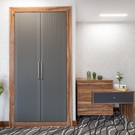 Lilium Hotel & Suites 伯萨 外观 照片