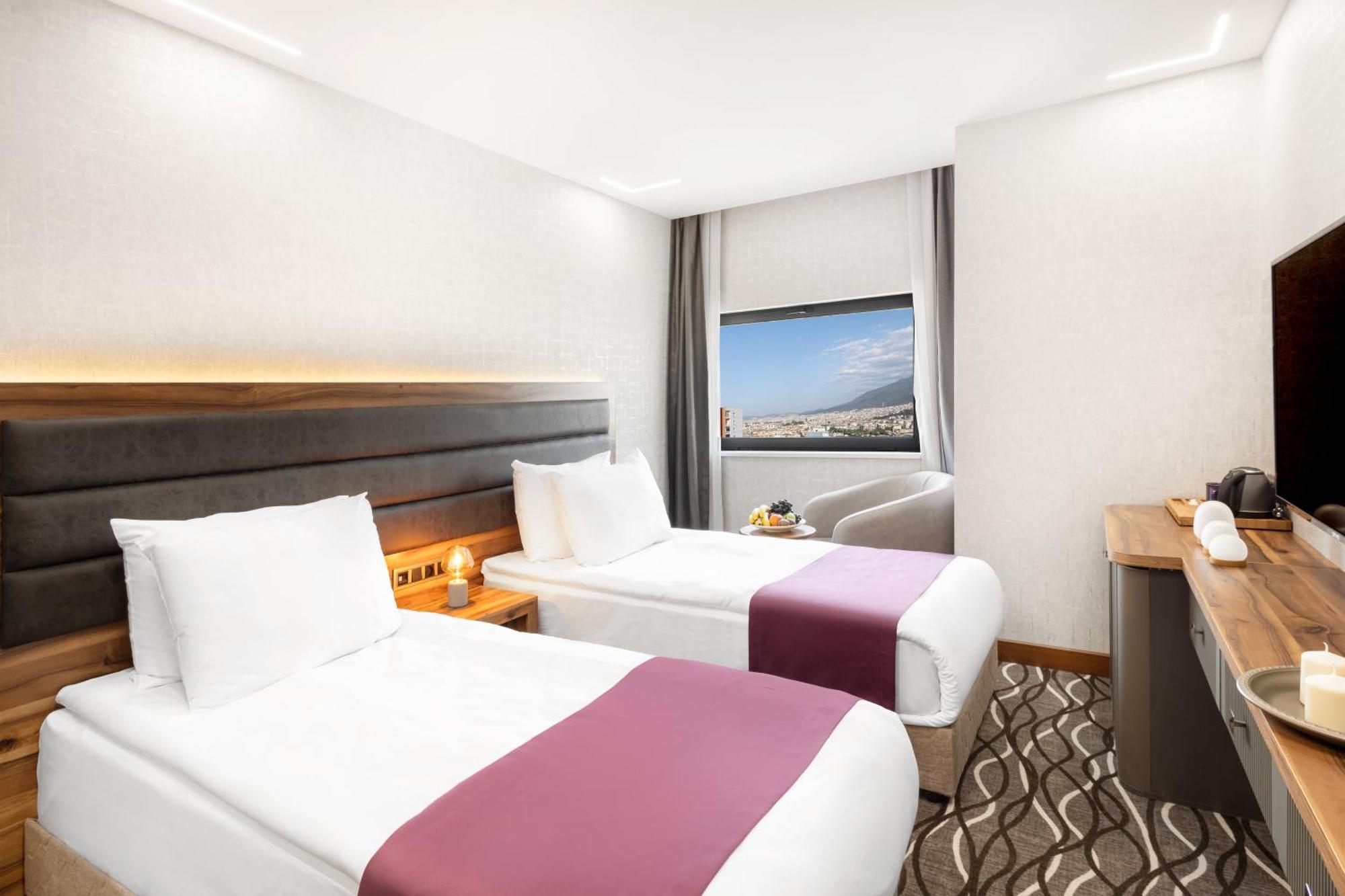 Lilium Hotel & Suites 伯萨 外观 照片